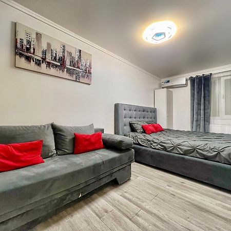 Luxor - Jacuzzi&Cozy Apartments 锡比乌 外观 照片