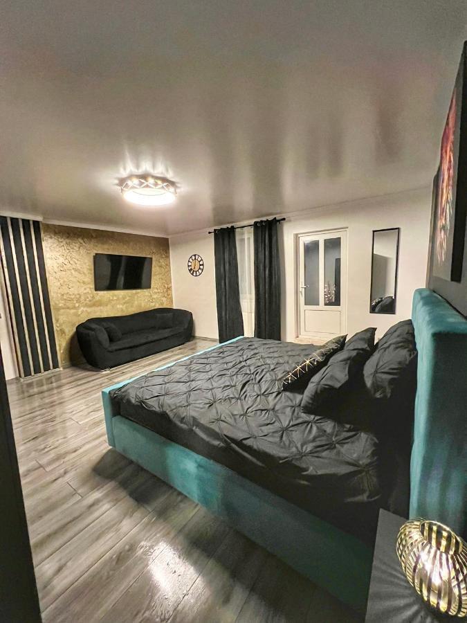 Luxor - Jacuzzi&Cozy Apartments 锡比乌 外观 照片