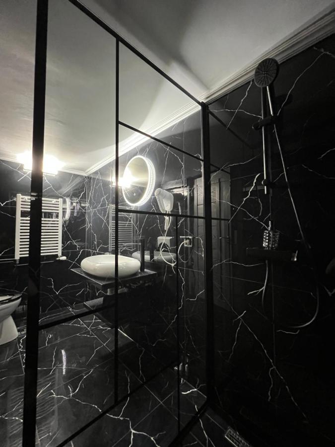 Luxor - Jacuzzi&Cozy Apartments 锡比乌 外观 照片