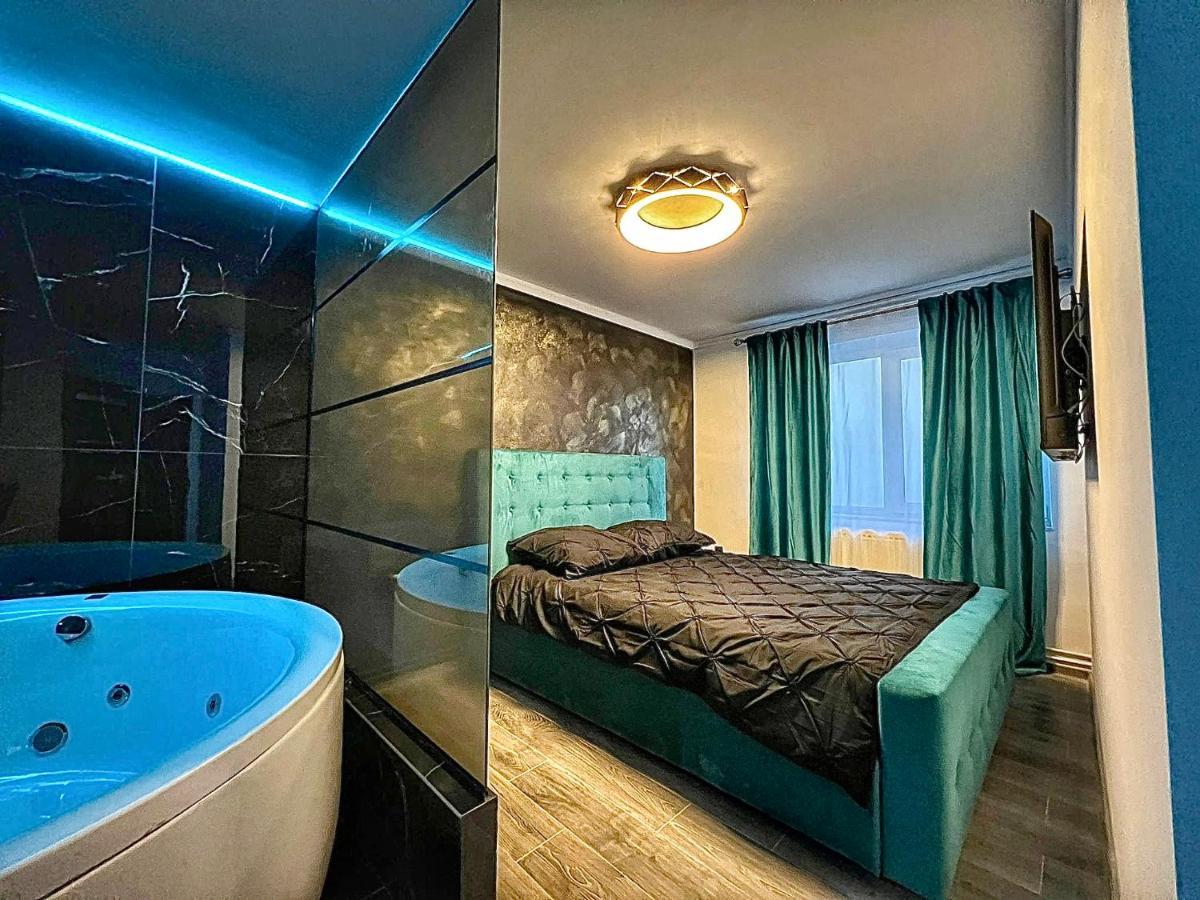 Luxor - Jacuzzi&Cozy Apartments 锡比乌 外观 照片