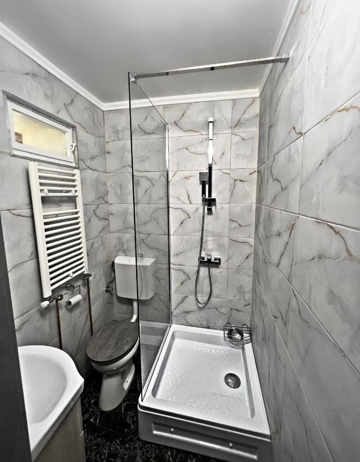 Luxor - Jacuzzi&Cozy Apartments 锡比乌 外观 照片