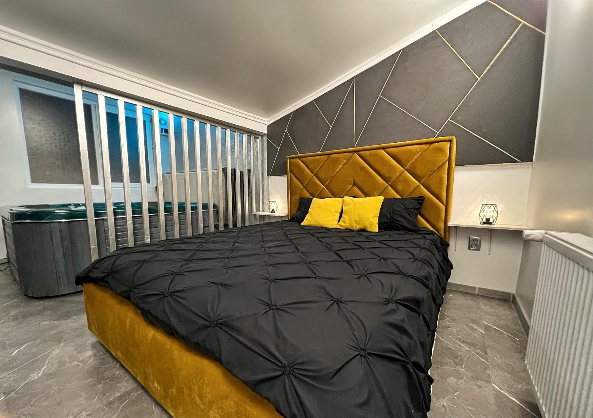 Luxor - Jacuzzi&Cozy Apartments 锡比乌 外观 照片